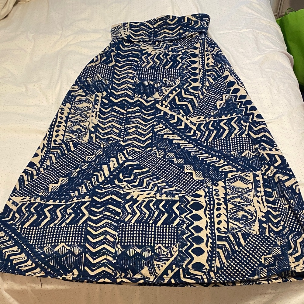 Navy and Cream Geometric Maxi Skirt